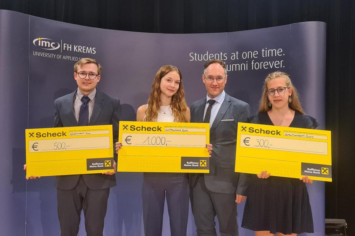 Prämierung der besten vorwissenschaftlichen Arbeiten