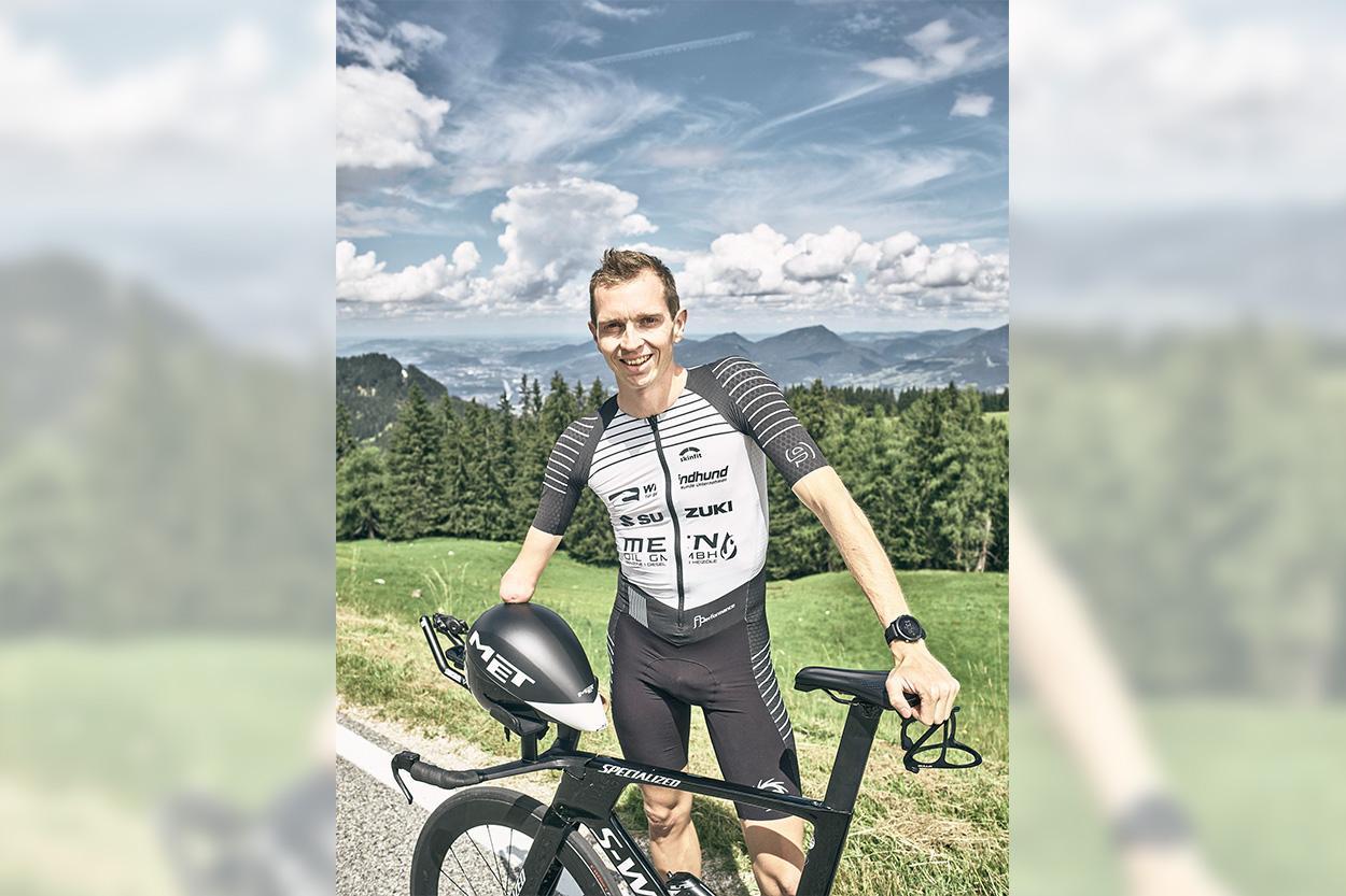 Günther Matzinger mit Fahrrad