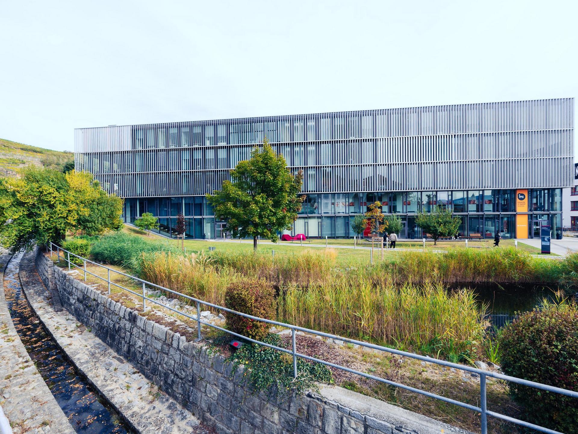 Gebäude des IMC Krems am Campus Krems