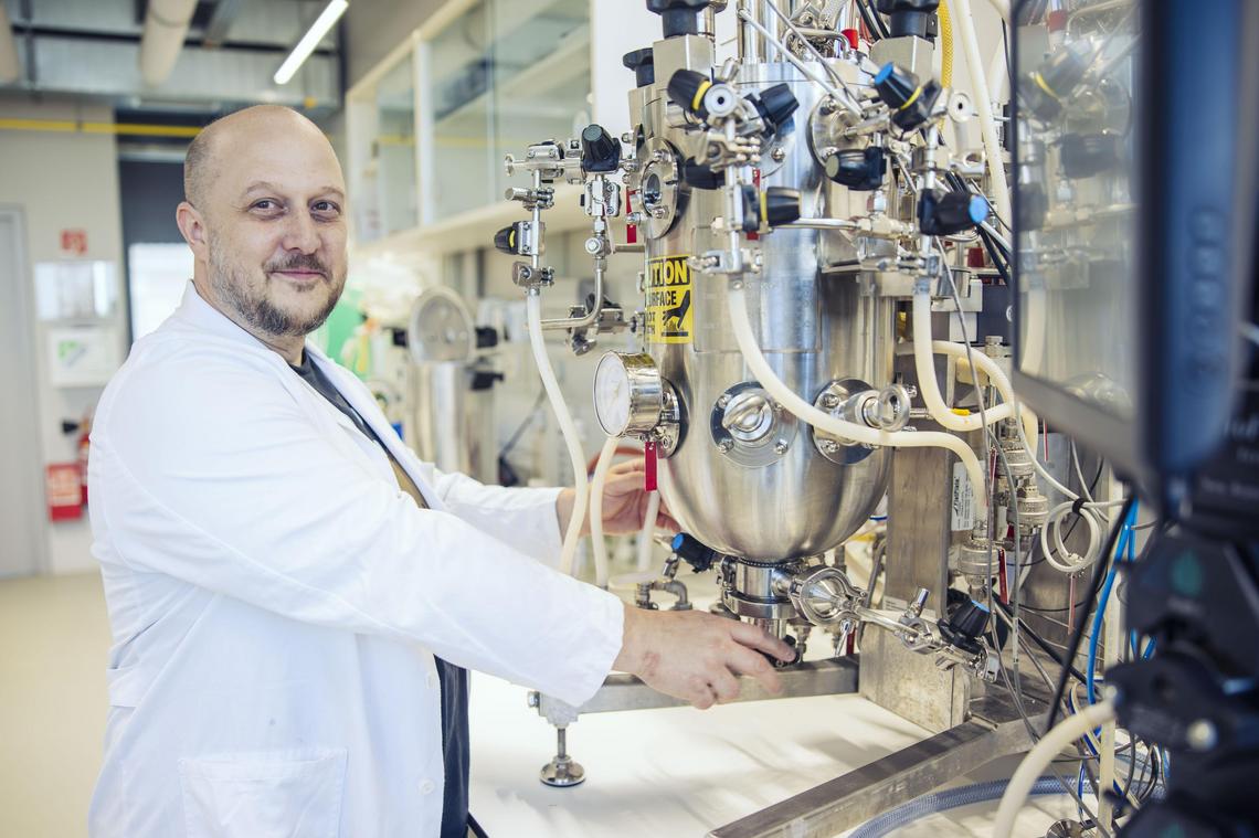 Dominik Schild im Labor