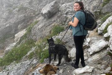 Ivonne Salzger beim Wandern