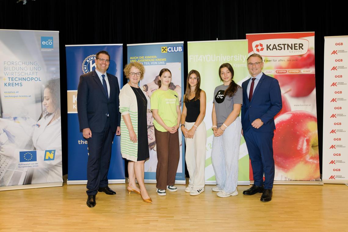 Bei der Abschlussfeier von FIT4YOUniversity