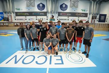 Physiotherapie-Studierende des IMC Krems und Handballer des Förthof UHK Krems