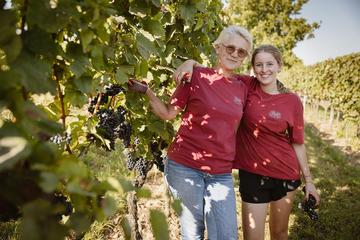 Anna van der Niepoort and her mother, Dorli Muhr
