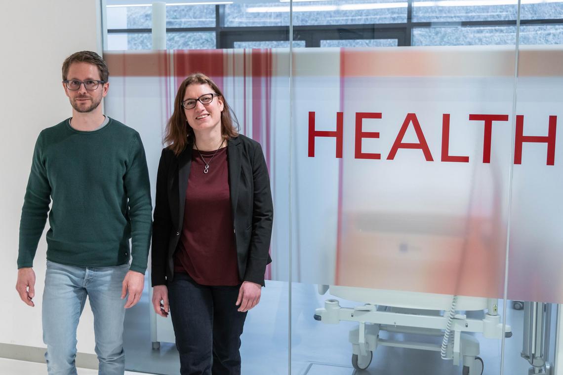 Wolfgang Lackenbauer und Jessica Janssen am IMC Krems